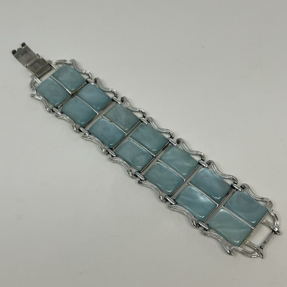 Vintage Signed CORO Light Blue Lucite Thermoset Panel Link Bracelet Silver Tone